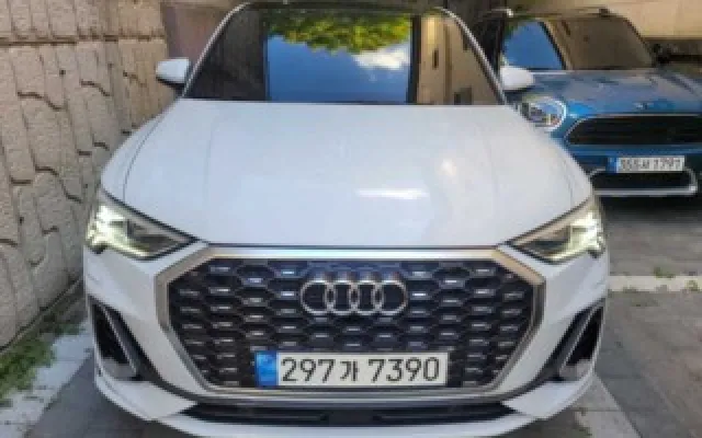인천대형차중고 Q3 (F3) 35 TDI 스포트백 프리미엄 매물 사진 13 - 2022/10 42,300km